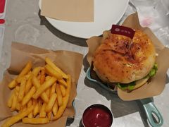 -必胜客(东部星悦天地店)