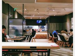大堂-肯德基(东安路站店)