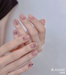 -七月美睫 美甲