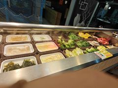 -尚品海鲜肥牛自助火锅(湖明店)