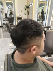 -苏奇发型·烫发染发