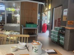大堂-顺德公广东猪肚鸡·煲仔饭(白石洲店)