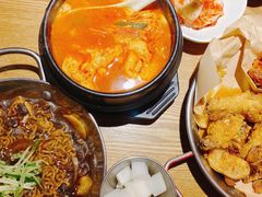 -富乐满韩国正宗炸鸡韩国料理(虹泉路店)