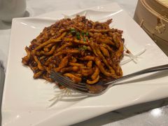 京酱肉丝-乐忻皇朝汇(环贸iapm商场店)