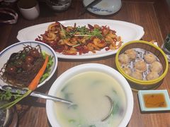 -鱼食饭稻·苏浙土菜17年老馆子(平江路店)