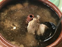 -怡得饭庄·宋大妈昆明菜·始于1996(滇池海埂大坝店)