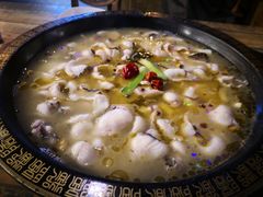 -新记印象酸菜鱼馆(天阳亲子广场店)