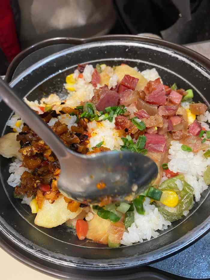 八方渔蛋(大坪英利大融城店)-"到英利来看电影,到了差不多中午,就到