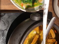 云海肴汽锅鸡-云海肴云南菜(浦江欢乐颂店)