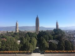 -三塔倒影公园