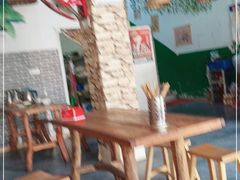 大堂-冯记白土岗辣子鸡