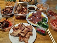 -聚合鑫东北熏酱熟食麻辣面(长阳店)