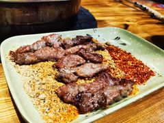 -梁山烤肉(旗舰店)