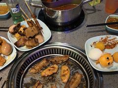 -金滏山烤肉·海鲜·火锅自助餐厅(襄阳万达店)