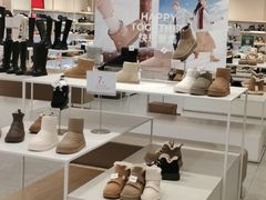 -hotwind热风(中贸广场店)