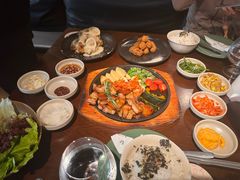 -Fuzzy Bistro 浮几韩餐·茶酒馆