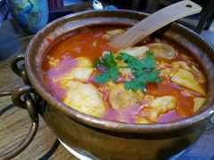 丽江野果酸汤鱼-雀舞云南菜(乐客城店)