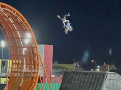 -泰达航母主题公园