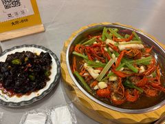 -龙虾奇迹泥炉烤肉(大华三路店)