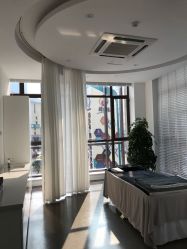 包房-様共享美容连锁机构