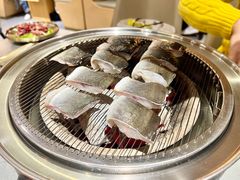 -围炉肉舍丹东海鲜烤肉·烤活鳗(步行街店)