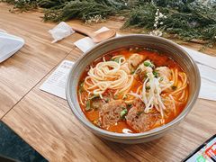 贵州风味红酸汤什锦面-里面·Noodlology(机电院店)