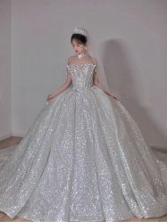 -派丽莫Pellimo原创设计婚纱品牌