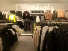 -H&M(华润万象城店)