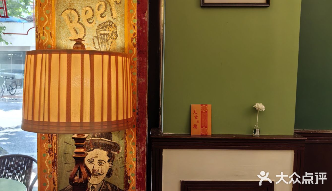 复古味十足的餐厅