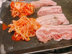 -八色五花肉(新村2号店)