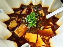 -穹六人间 people 6(岳阳路店)
