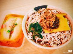 -洪记凉米线(新兴路店)