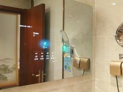 -爱舍海岸酒店(香港中路五四广场店)