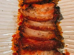 烤脆皮（土）猪肉-中8楼风尚云南菜(颐堤港店)