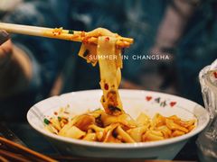葱油拌粉-盟重烧烤(东瓜山创始店)