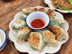 生煎韭菜饺子-南记食粥坊·宵夜大排档(莲花总店)