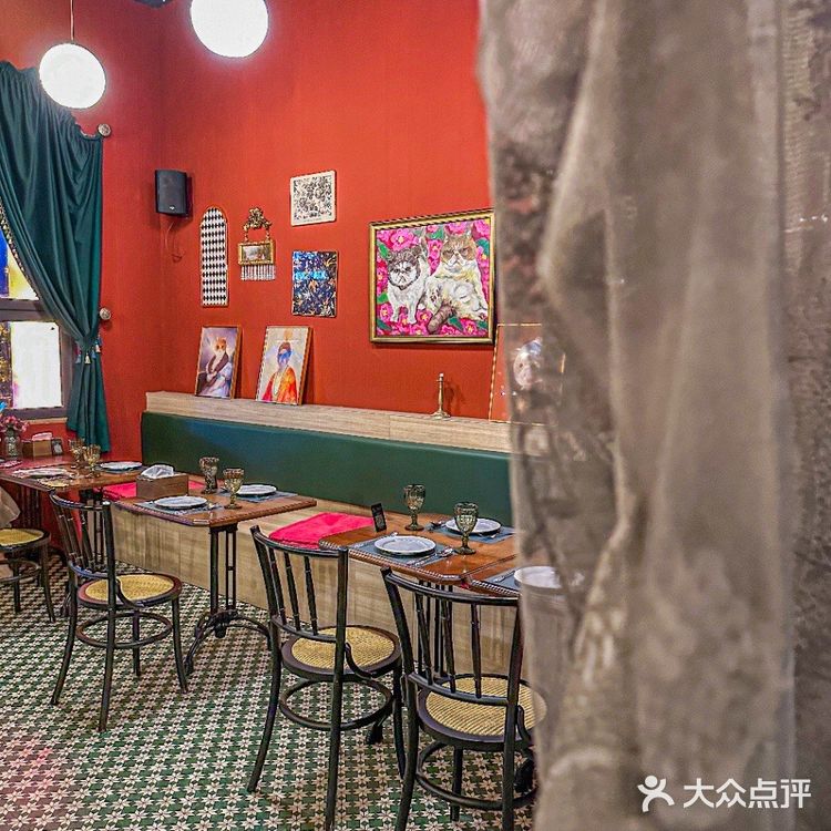 西班牙餐厅！！！太浪漫了啊