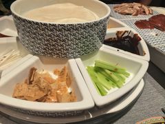 -羲和雅苑•北京烤鸭(平安国际金融中心店)