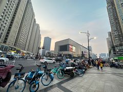 -六贤记(杭州龙湖滨江天街店)
