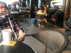 -星巴克臻选(周浦万达店)