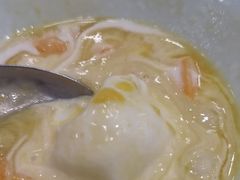-佰搭果·广式茶餐厅(西华路店)