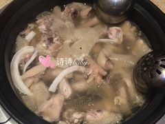 竹笙菌椰子鸡-润泽园椰子鸡(汇一城店)