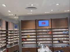 -LensCrafters亮视点(港汇恒隆广场店)