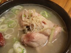 -长寿参鸡汤(朝韩风情街店)