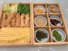 -鹊华居·地道鲁菜·海鲜·融合味(大明湖店)