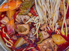 -牛一嘴·兰州牛肉面·大盘鸡(财富中心店)