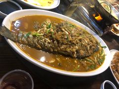 酸粉烧鳊鱼-漳河青花椒鱼头火锅