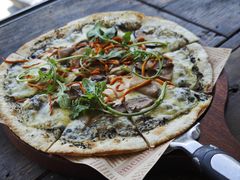 黑松露牛肝菌薄饼-翠田Green Field Kitchen