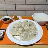 皮薄馅大｜金谷园饺子锅贴