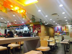 大堂-麦当劳(盐城世纪大道得来速店)